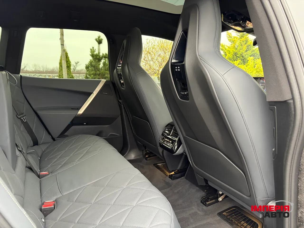 BMW iX - фото 28