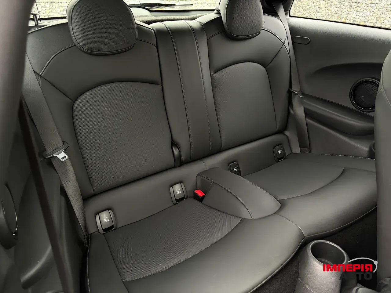 Mini Hatch - фото 26