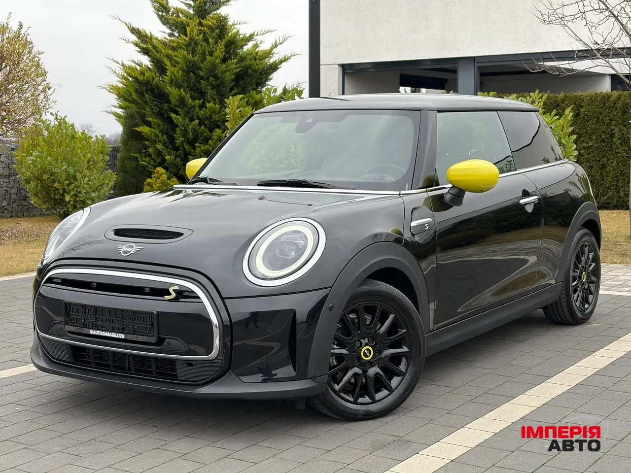 Mini Hatch - фото 1