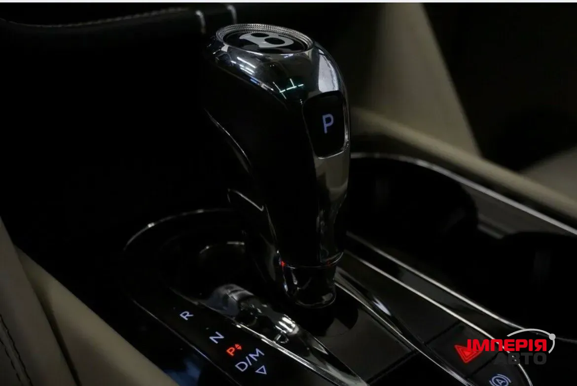 Bentley Bentayga - фото 9