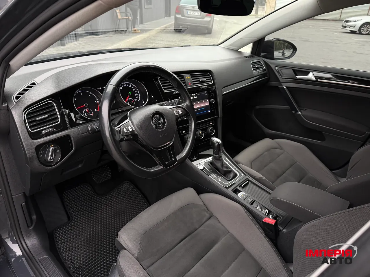 Volkswagen Golf - фото 23