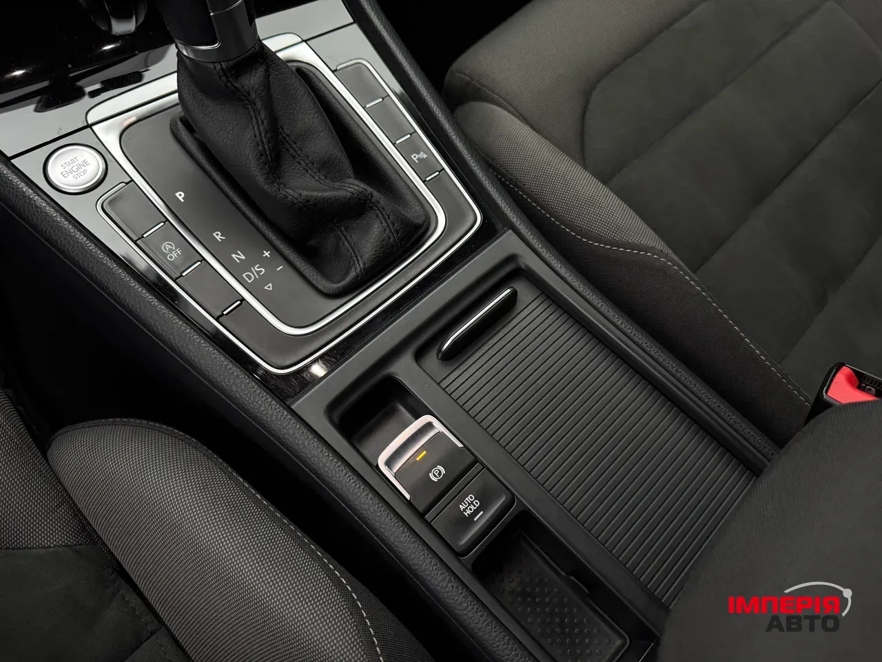 Volkswagen Golf - фото 34