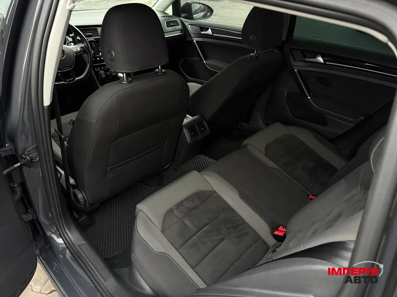 Volkswagen Golf - фото 39