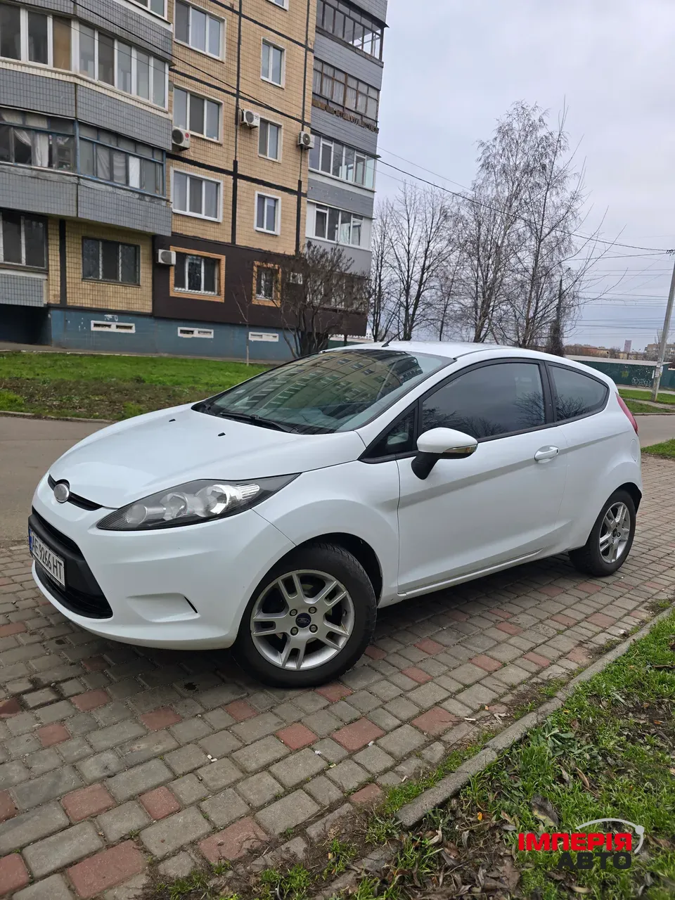 Ford Fiesta - фото 1