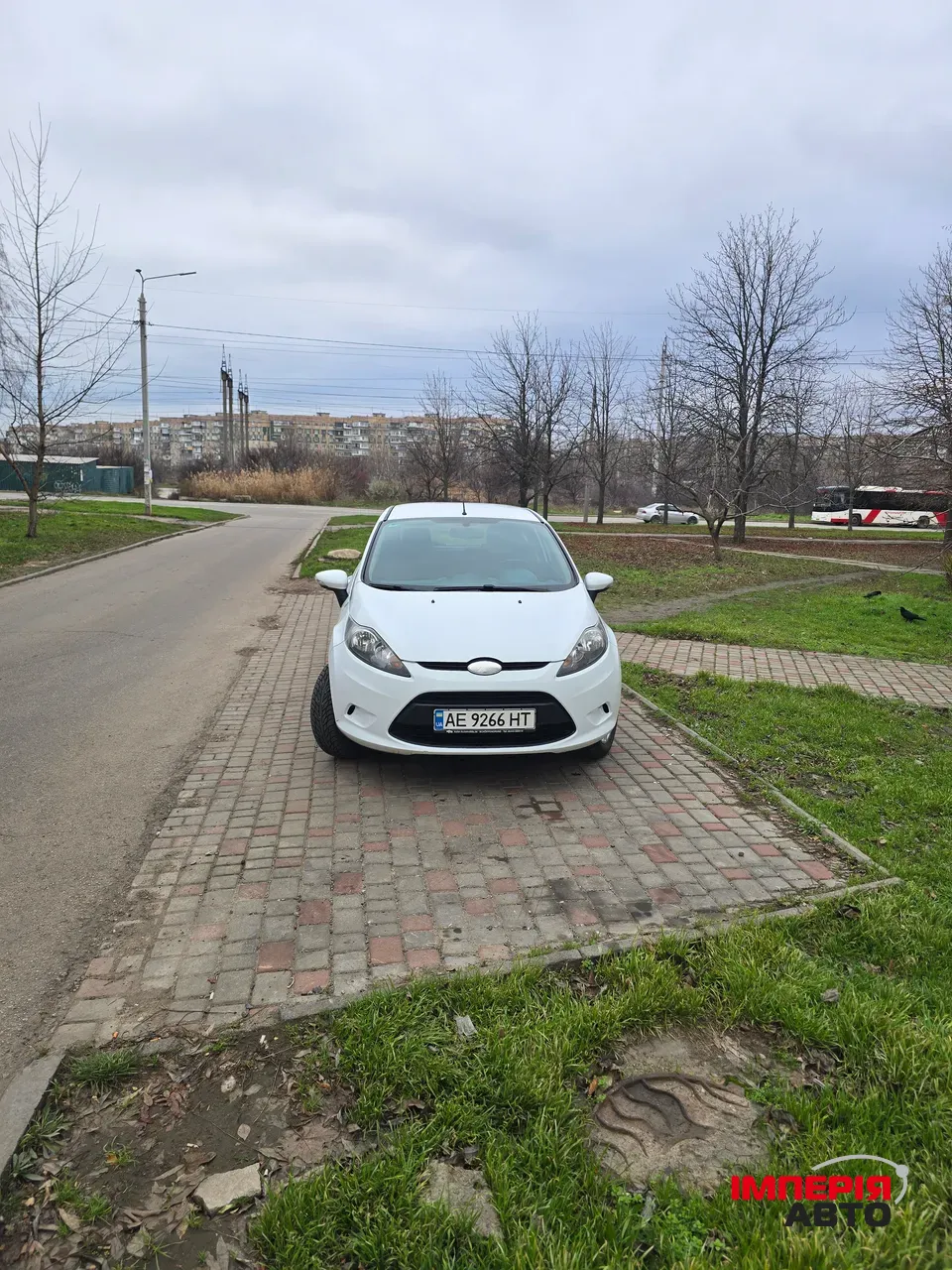 Ford Fiesta - фото 2