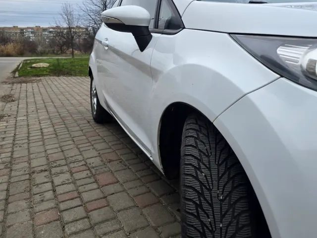 Ford Fiesta - фото 3