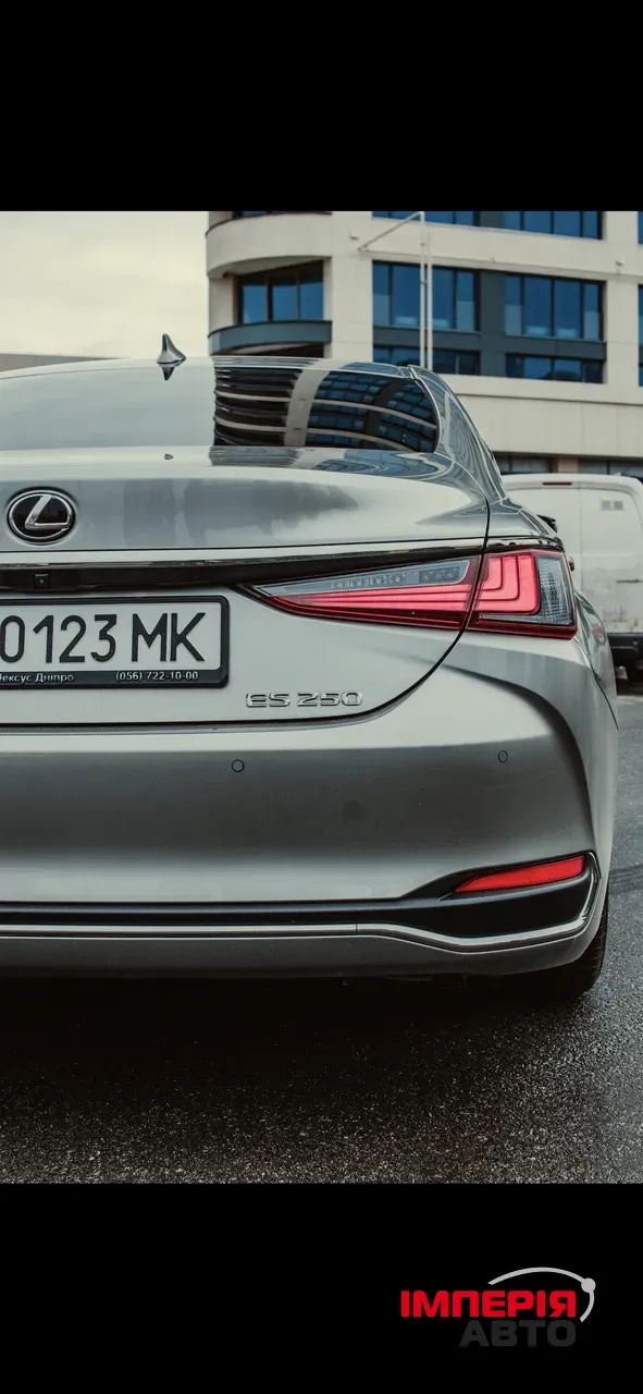 Lexus ES - фото 5