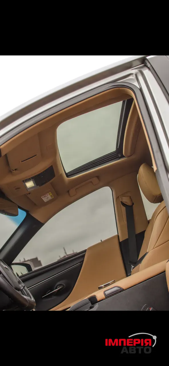 Lexus ES - фото 12