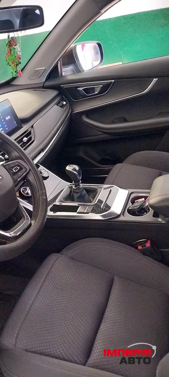 Chery Tiggo 8 - фото 8