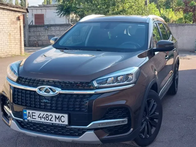 Chery Tiggo 8 - фото 2