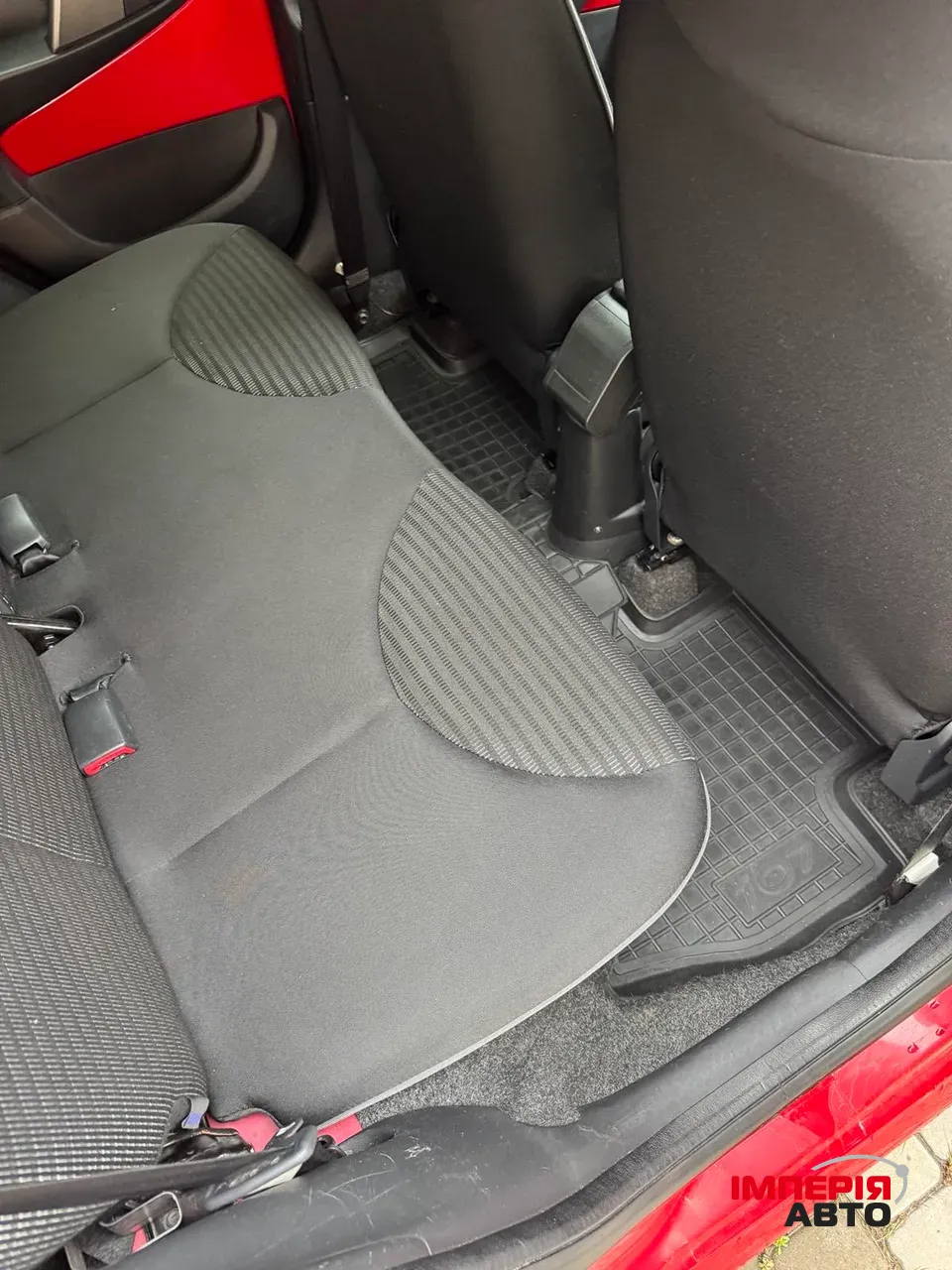 Peugeot 107 - фото 7