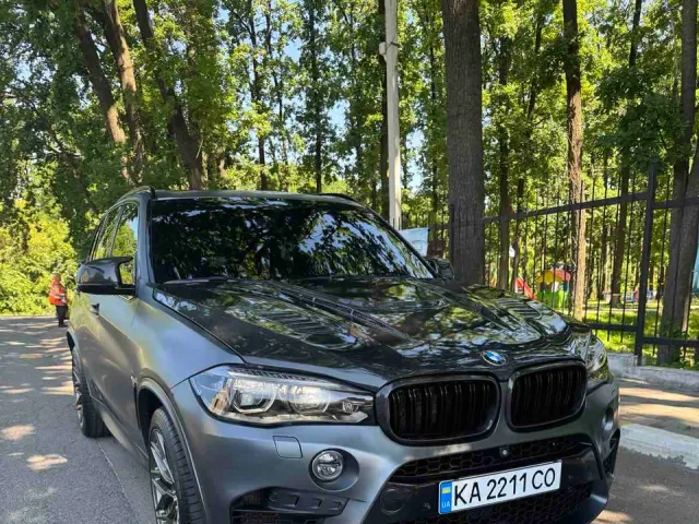 BMW X5 M - фото 1