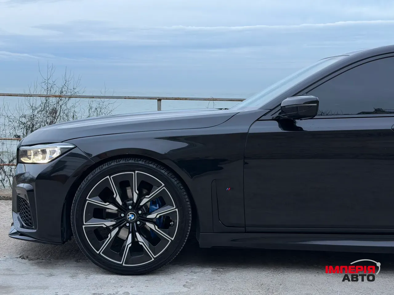 BMW 7 серії - фото 4