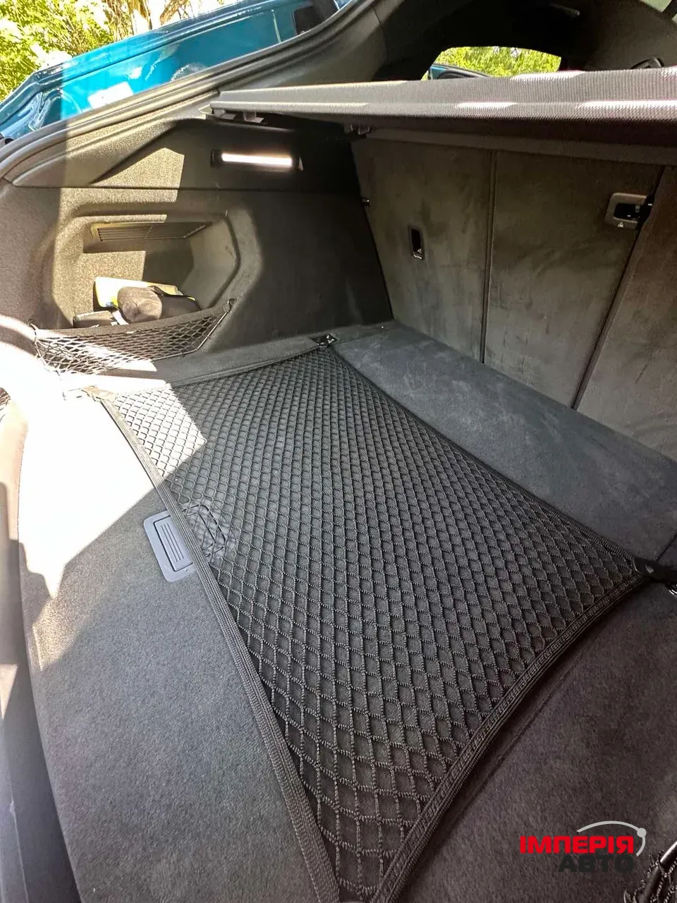 Audi e-tron S - фото 10