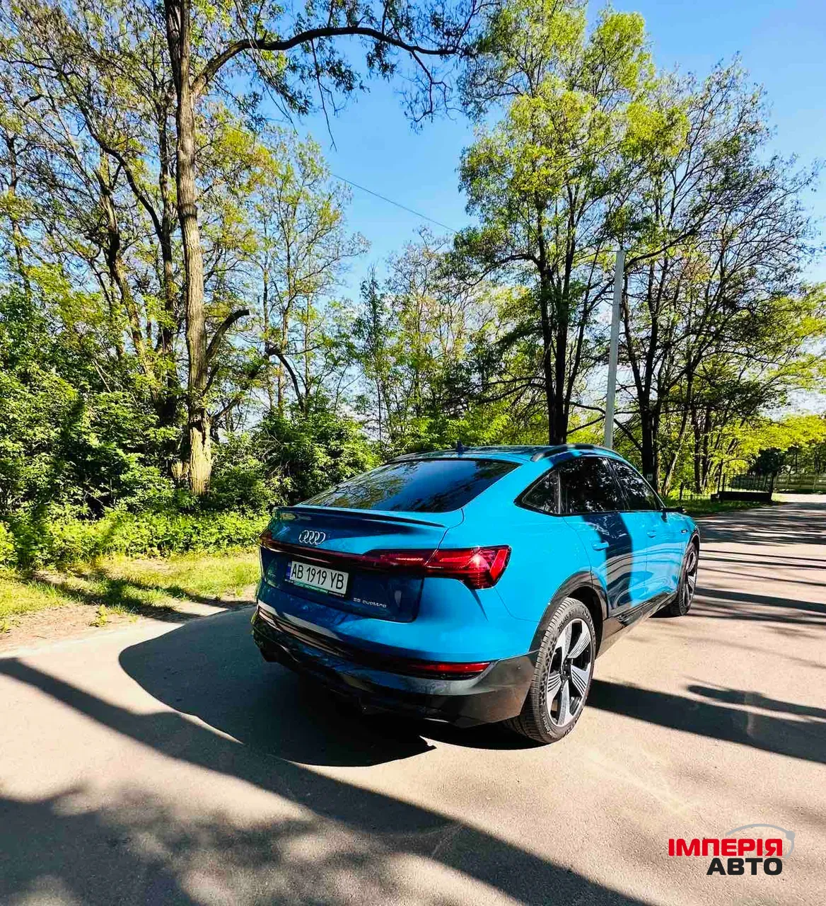 Audi e-tron S - фото 8