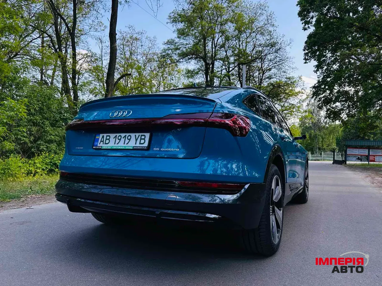 Audi e-tron S - фото 34