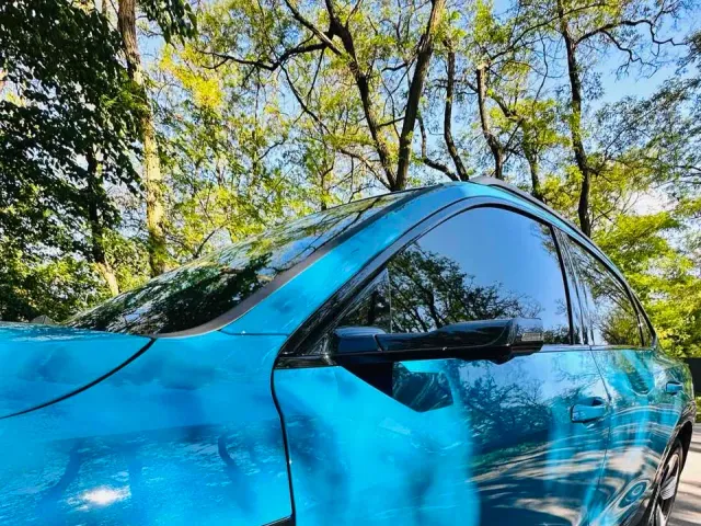 Audi e-tron S - фото 2