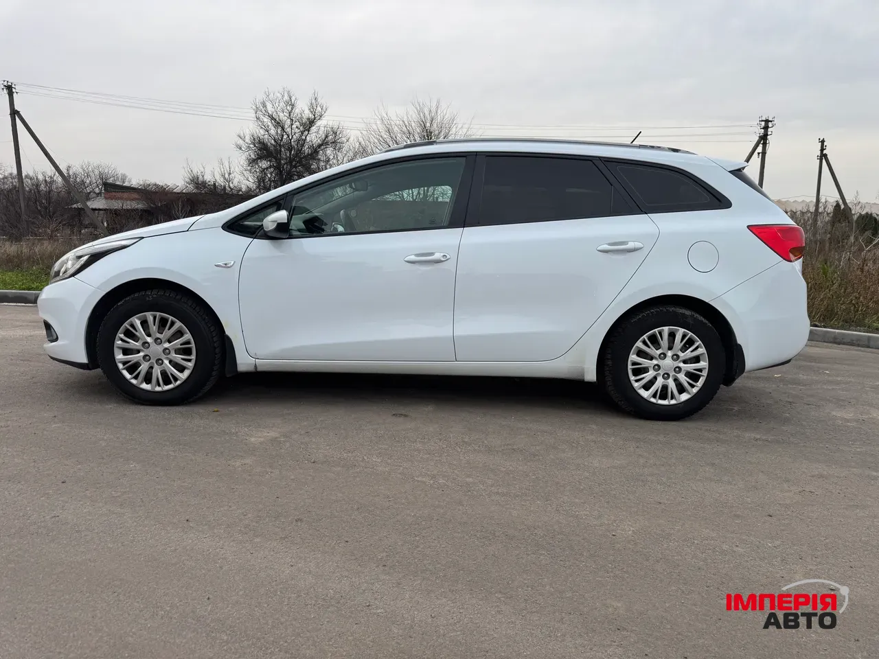 Kia Ceed - фото 4