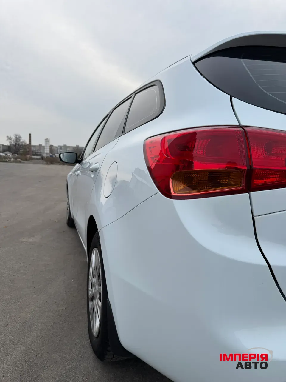 Kia Ceed - фото 16