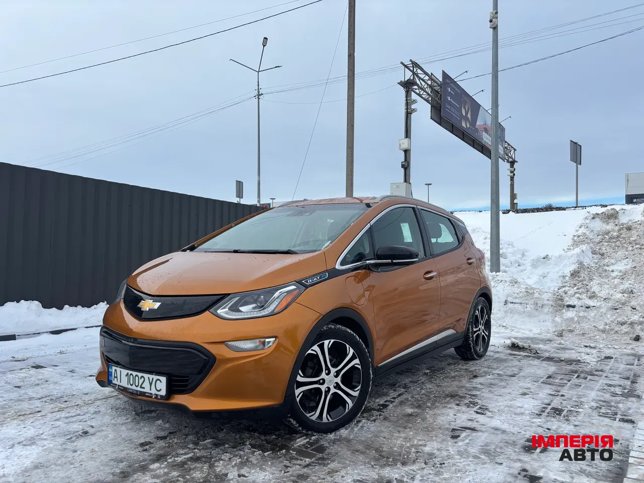 Chevrolet Bolt - фото 1