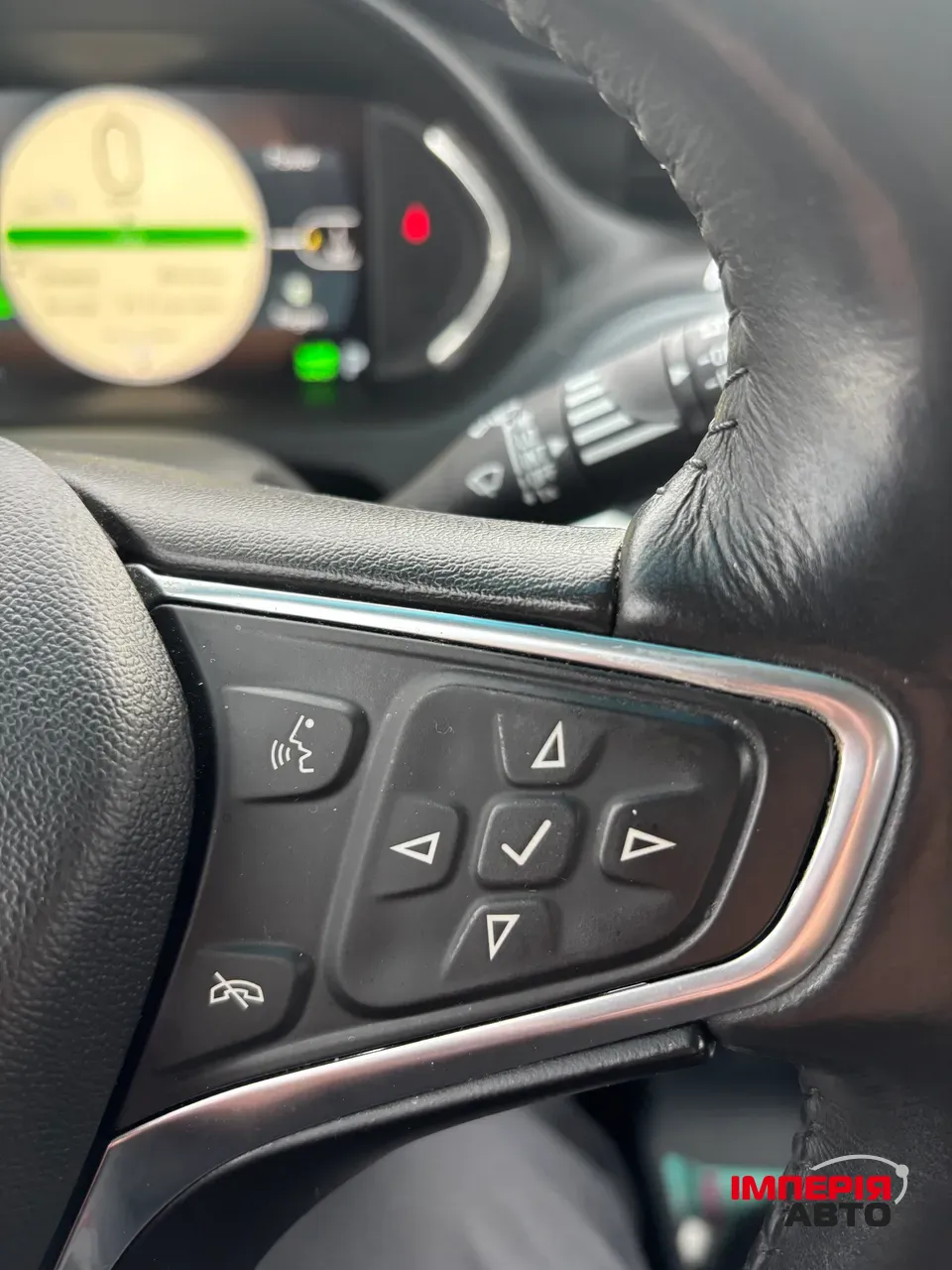 Chevrolet Bolt - фото 13