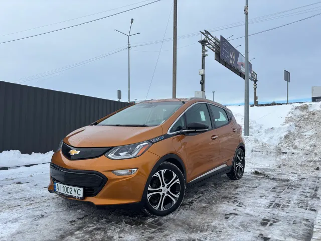Chevrolet Bolt - фото 1