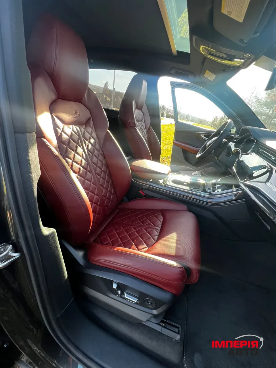 Audi SQ7 - фото 24