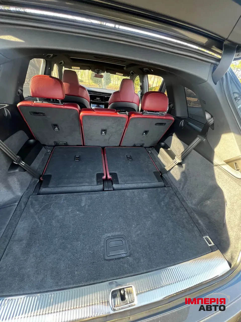 Audi SQ7 - фото 18