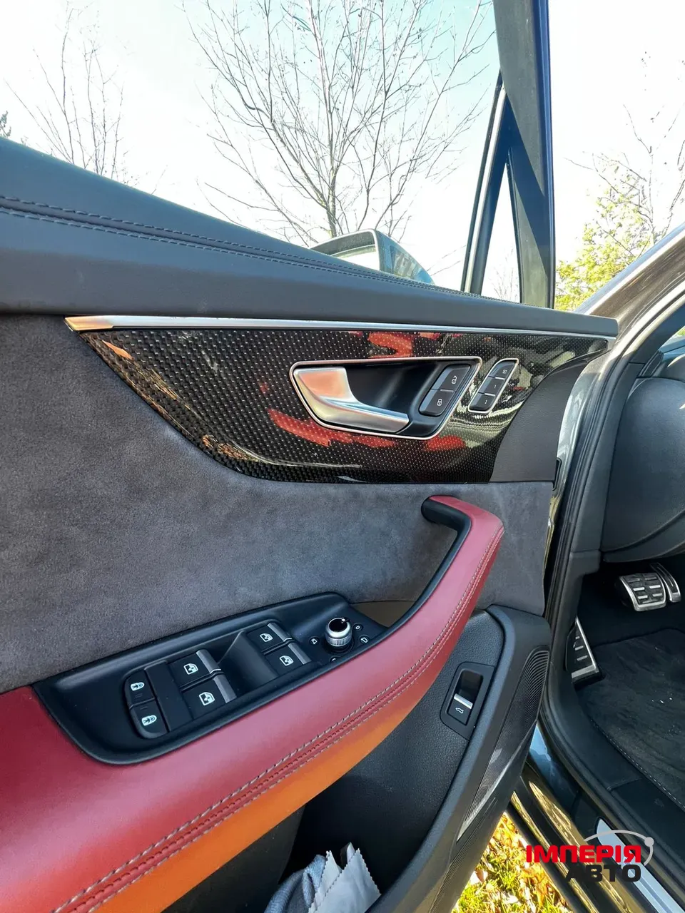 Audi SQ7 - фото 11