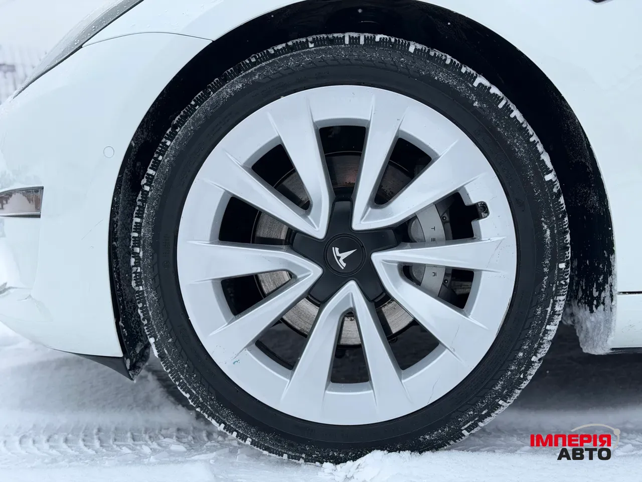 Tesla Model 3 - фото 4