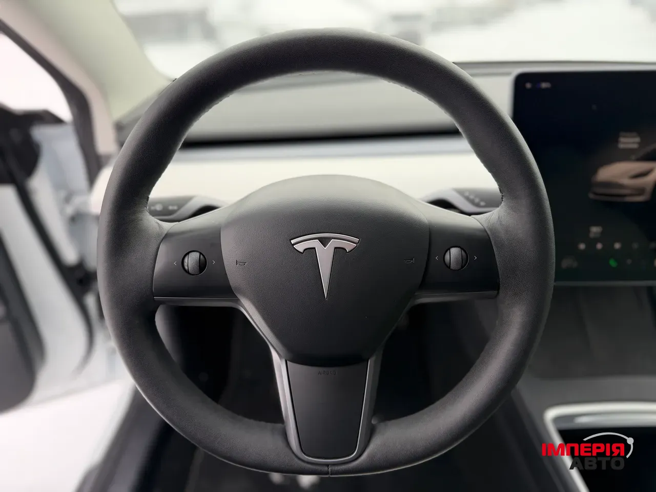 Tesla Model 3 - фото 8