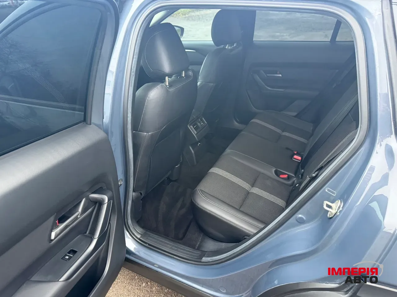 Mazda CX-50 - фото 17