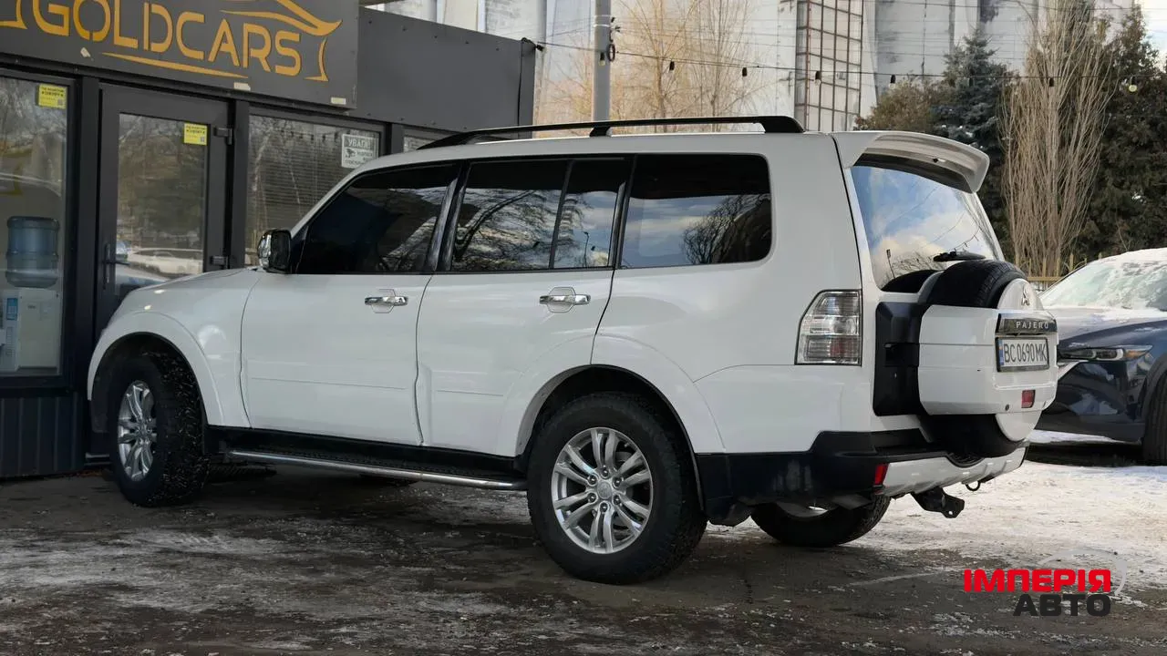 Mitsubishi Pajero - фото 14