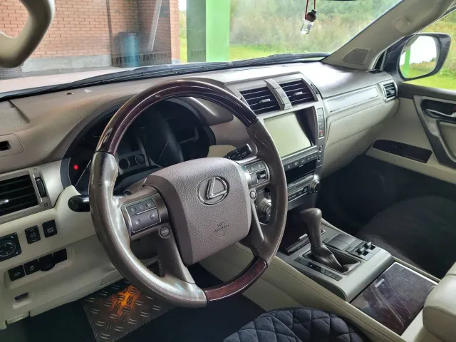 Lexus GX - фото 2
