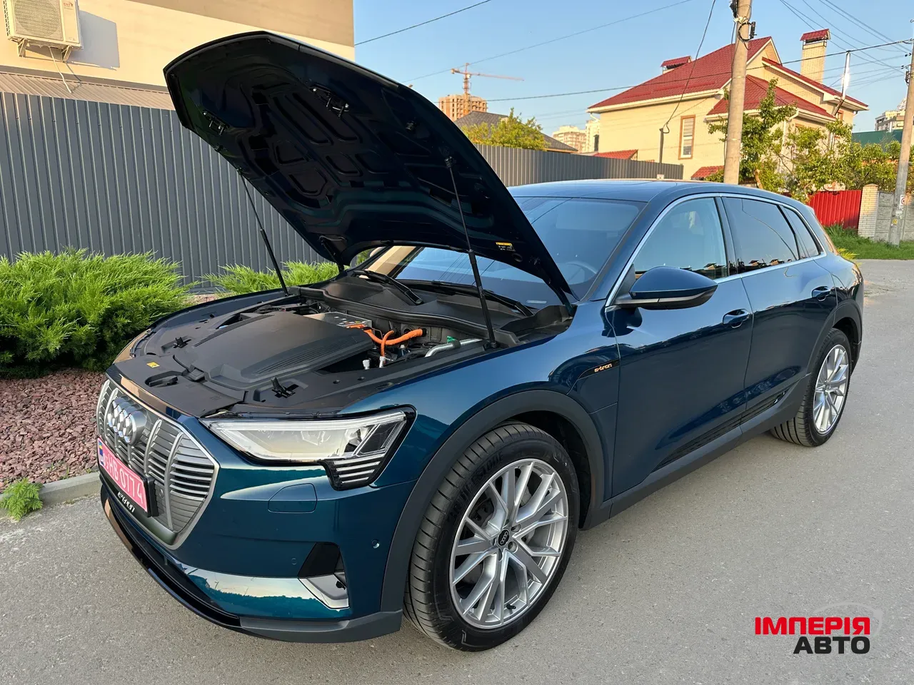 Audi e-tron - фото 20