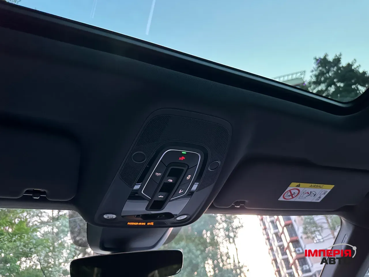 Audi e-tron - фото 27