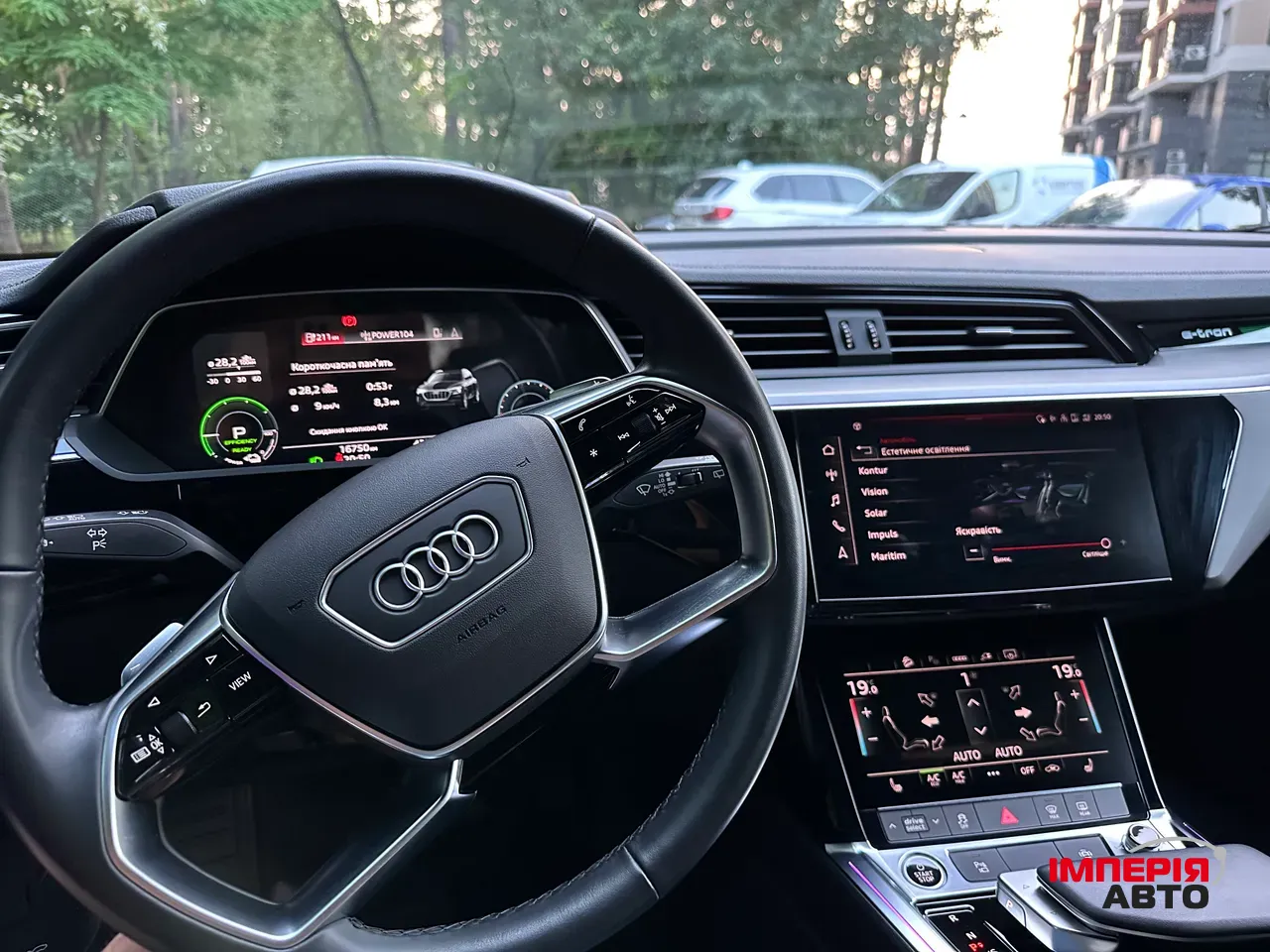 Audi e-tron - фото 26
