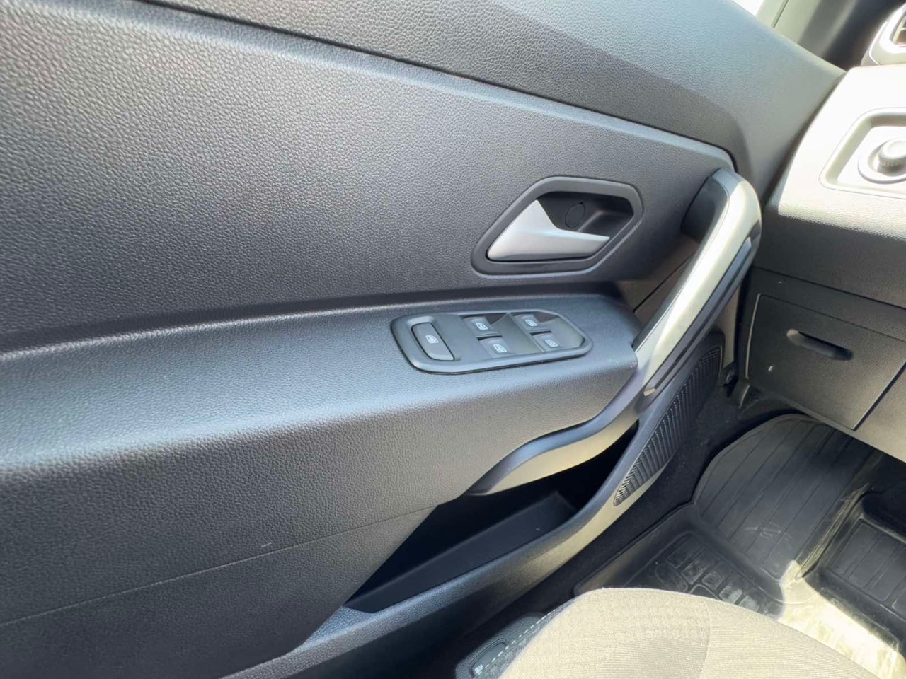 Renault Duster - фото 7