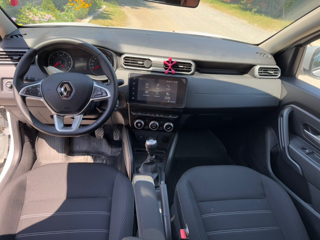 Renault Duster - фото 6