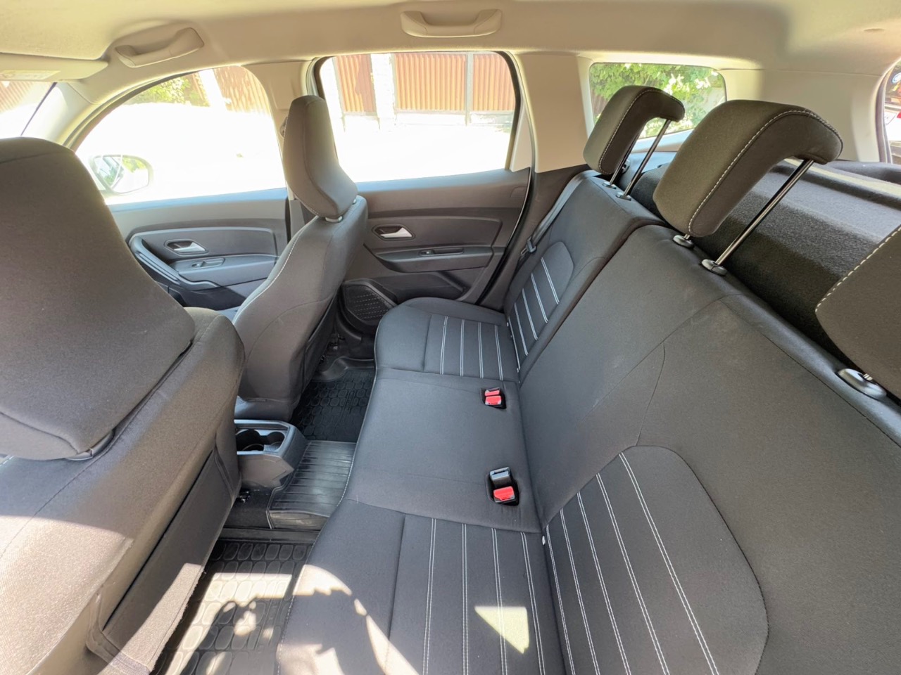 Renault Duster - фото 11