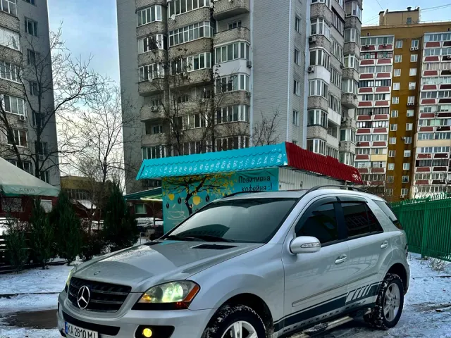 Mercedes-Benz M-Класс - фото 1