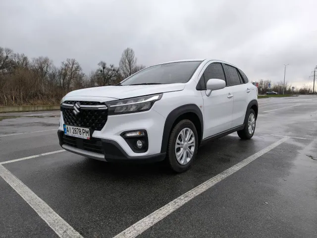 Suzuki SX4 - фото 1