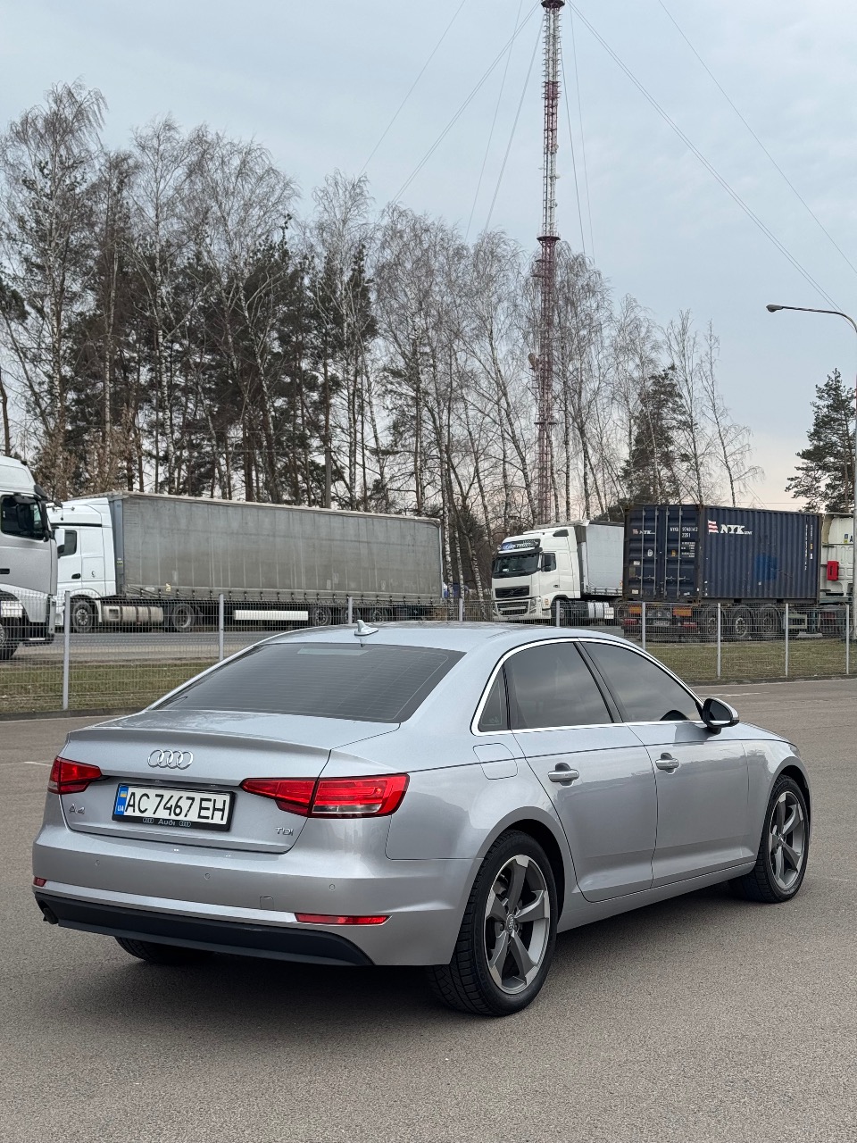 Audi A4 - фото 14