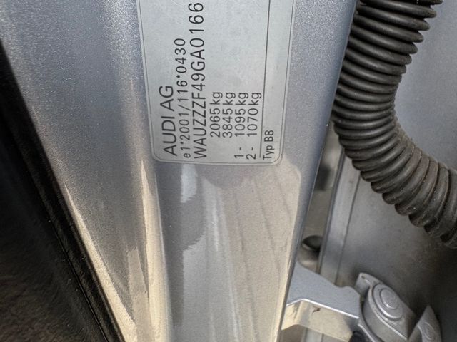 Audi A4 - фото 3