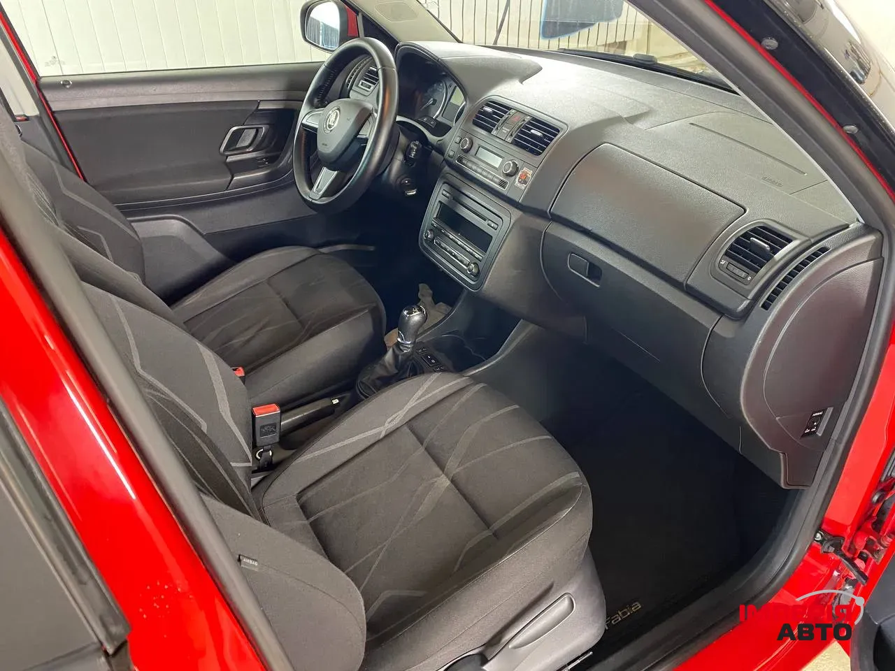 Skoda Fabia - фото 5