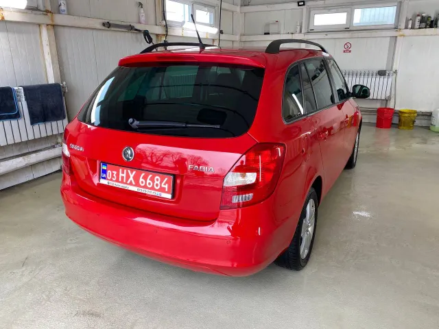 Skoda Fabia - фото 3