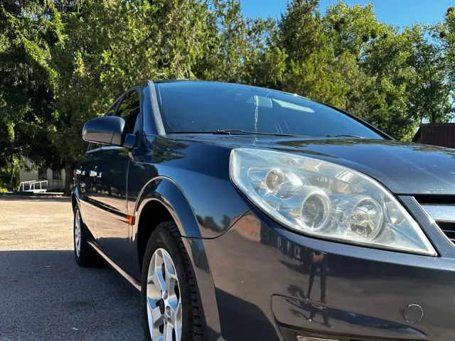 Opel Vectra - фото 5