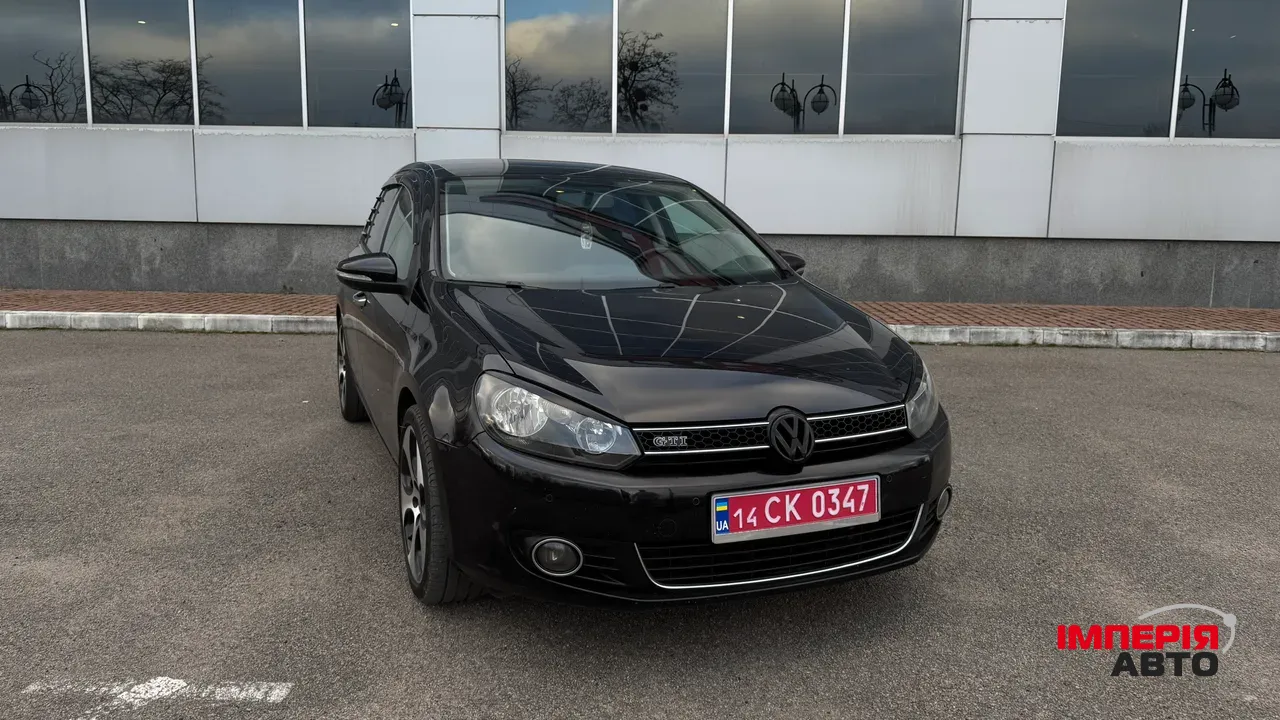 Volkswagen Golf - фото 1