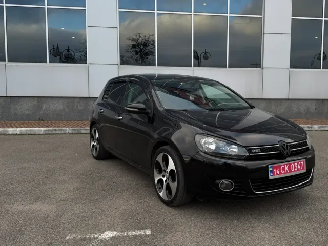 Volkswagen Golf - фото 3