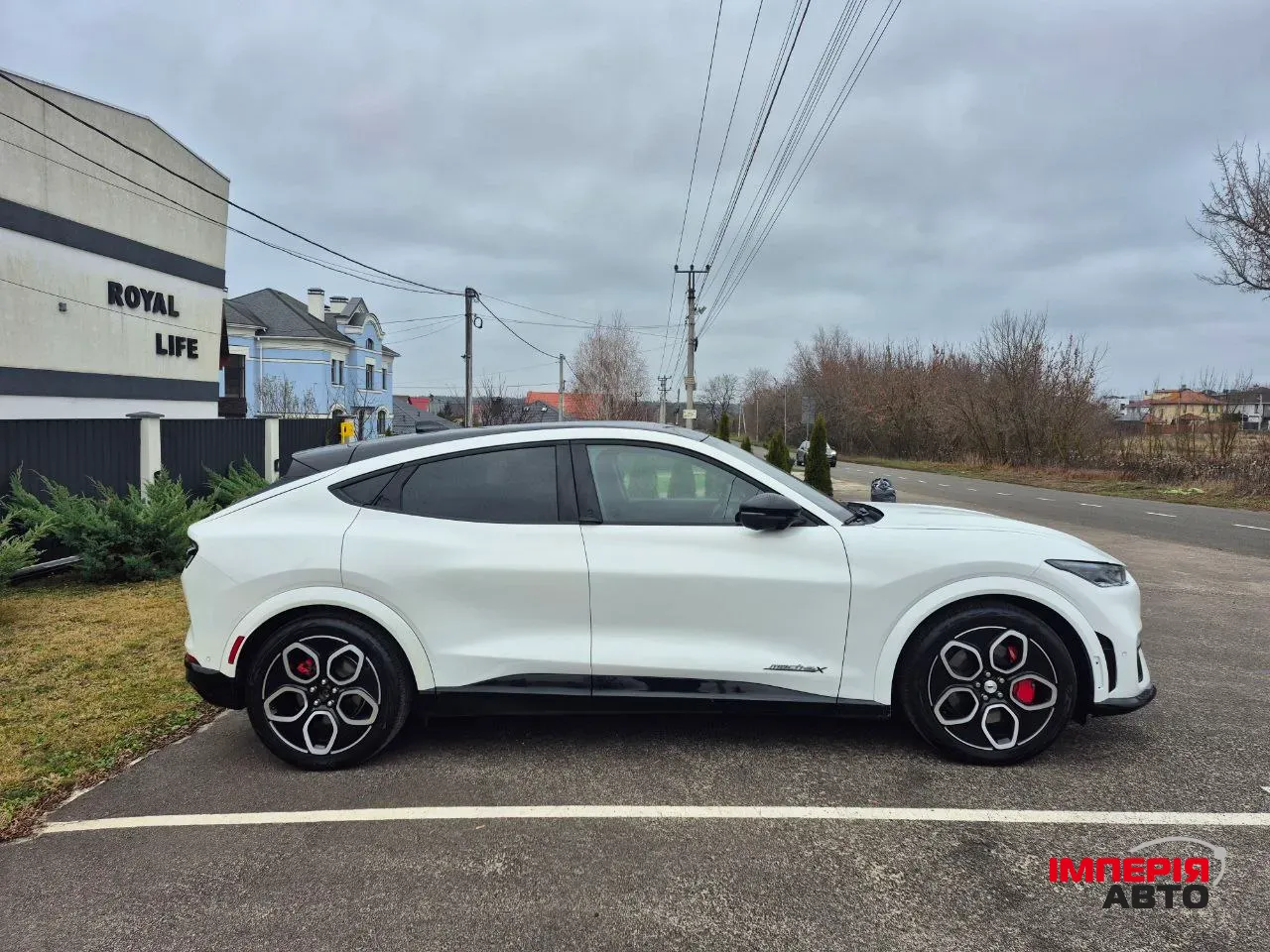 Ford Mustang Mach-E - фото 33